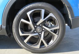 2019 Toyota C-HR - Thumbnail 16