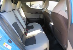 2019 Toyota C-HR - Thumbnail 30