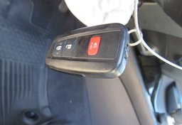 2019 Toyota C-HR - Thumbnail 34