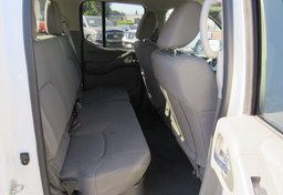 2019 Nissan Frontier - Thumbnail 30