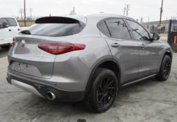 2018 Alfa Romeo Stelvio - Thumbnail 7