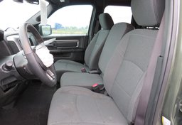 2021 Ram 1500 Classic - Thumbnail 27