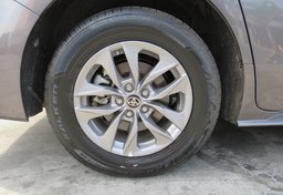 2022 Toyota Sienna - Thumbnail 18