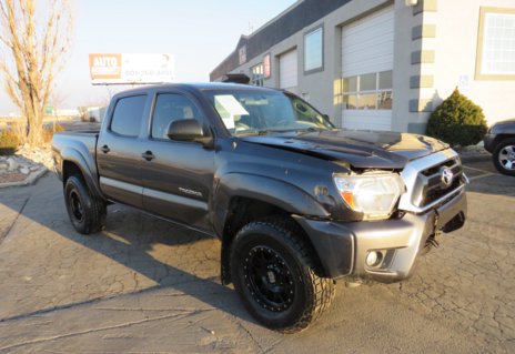 Picture of 2015 Toyota Tacoma