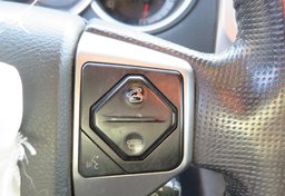 2015 Toyota Tacoma - Thumbnail 28