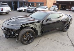 2019 Chevrolet Camaro - Thumbnail 2