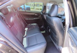 2015 Toyota Camry - Thumbnail 29