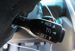 2015 Toyota Camry - Thumbnail 34