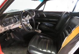 1966 Ford Mustang - Thumbnail 23