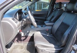 2017 Jeep Grand Cherokee - Thumbnail 24