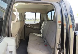 2016 Nissan Frontier - Thumbnail 31