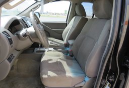 2016 Nissan Frontier - Thumbnail 29