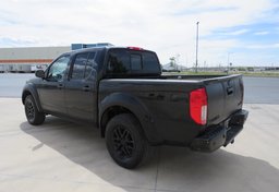 2016 Nissan Frontier - Thumbnail 6