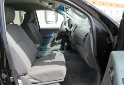 2016 Nissan Frontier - Thumbnail 28