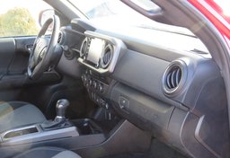 2021 Toyota Tacoma 4WD - Thumbnail 28