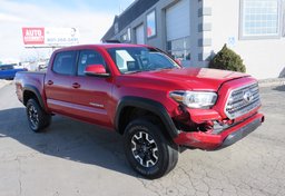 2021 Toyota Tacoma 4WD - Thumbnail 2