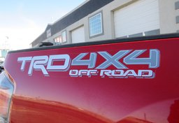 2021 Toyota Tacoma 4WD - Thumbnail 24