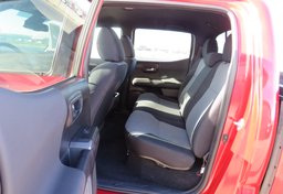 2021 Toyota Tacoma 4WD - Thumbnail 31