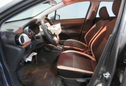 2021 Nissan Versa - Thumbnail 25