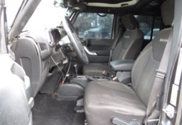 2017 Jeep Wrangler Unlimited - Thumbnail 22