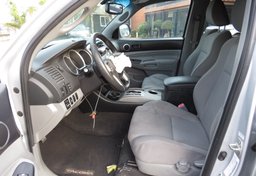 2012 Toyota Tacoma - Thumbnail 16