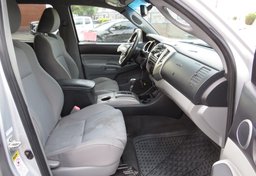 2012 Toyota Tacoma - Thumbnail 28