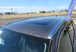 2019 Toyota Highlander - Thumbnail 13