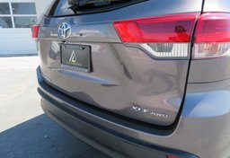 2019 Toyota Highlander - Thumbnail 15