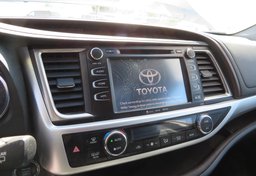 2019 Toyota Highlander - Thumbnail 33