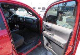 2016 Toyota Tacoma - Thumbnail 21