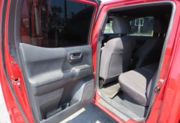 2016 Toyota Tacoma - Thumbnail 22