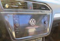 2021 Volkswagen Tiguan - Thumbnail 30