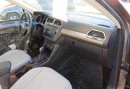 2021 Volkswagen Tiguan - Thumbnail 19