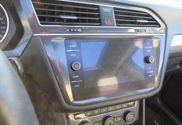 2021 Volkswagen Tiguan - Thumbnail 35