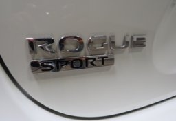 2020 Nissan Rogue Sport - Thumbnail 20
