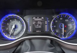 2020 Chrysler Voyager - Thumbnail 35