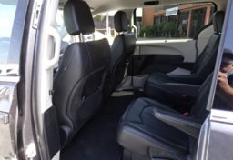 2020 Chrysler Voyager - Thumbnail 31