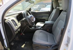 2019 Chevrolet Colorado - Thumbnail 25