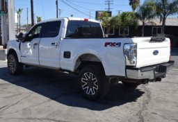 2017 Ford Super Duty F-350 SRW - Thumbnail 8