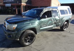 2011 Toyota Tacoma - Thumbnail 2