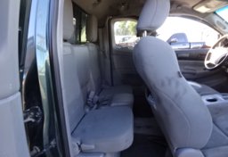 2011 Toyota Tacoma - Thumbnail 24