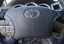 2011 Toyota Tacoma - Thumbnail 32