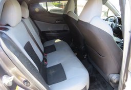 2019 Toyota C-HR - Thumbnail 31