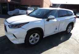 2021 Toyota Highlander - Thumbnail 2