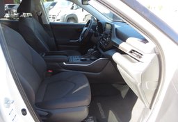 2021 Toyota Highlander - Thumbnail 26