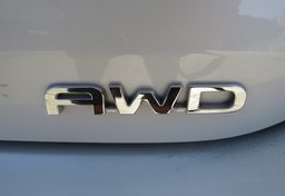 2021 Toyota Highlander - Thumbnail 19