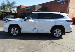 2021 Toyota Highlander - Thumbnail 12