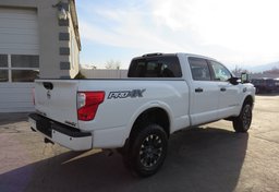 2017 Nissan Titan XD - Thumbnail 5