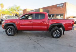 2019 Toyota Tacoma 4WD - Thumbnail 8
