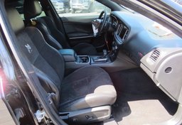 2020 Dodge Charger - Thumbnail 28